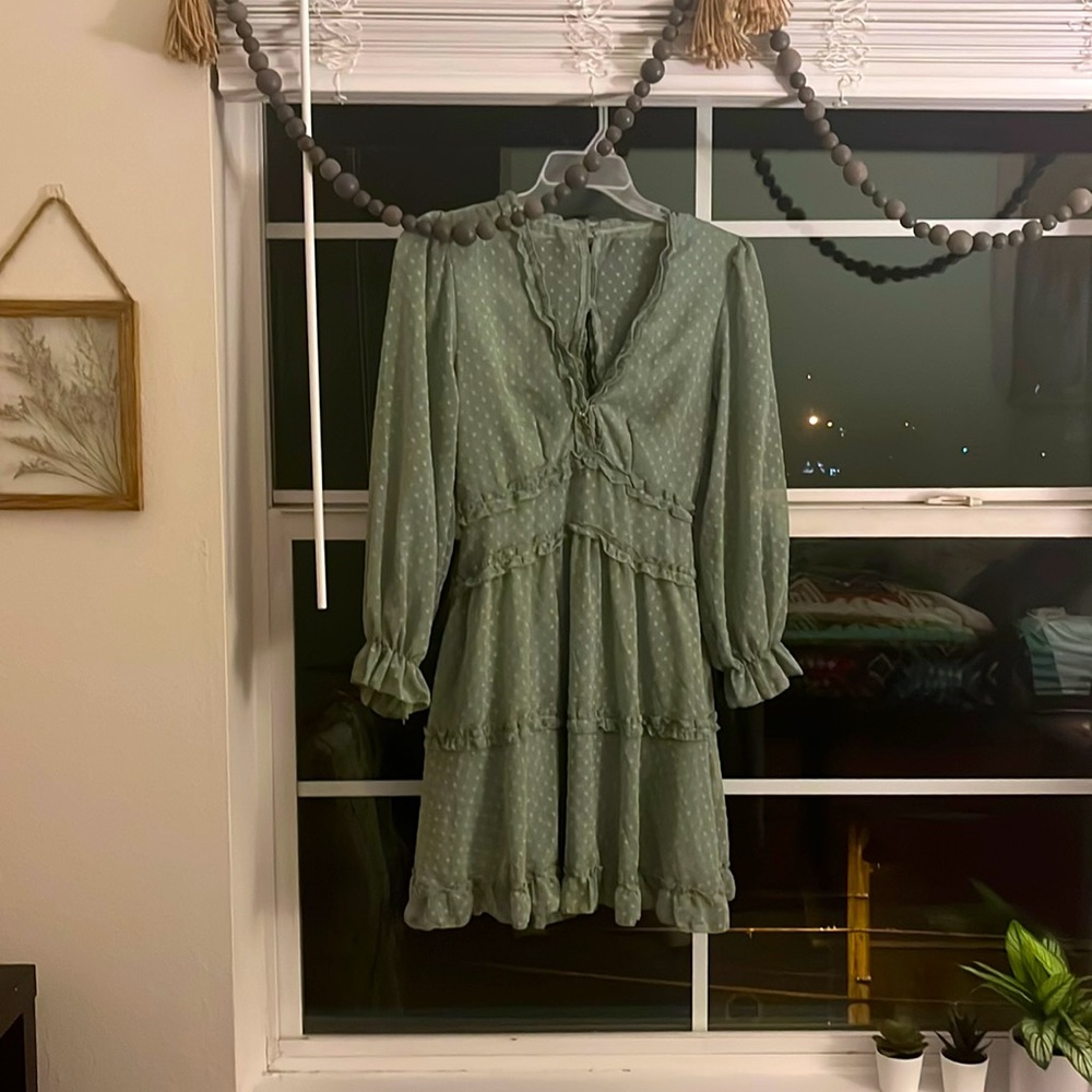 Green flowey dress